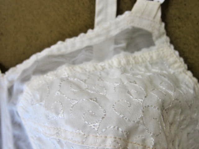 Vintage Never Worn Playtex High Style Bra Wireless Pointy Unlined Cup Sz 32C