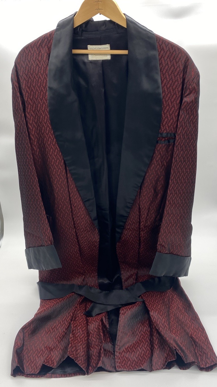 Vintage MCM Silverwoods Smoking Robe Silky Rayon Robe Acetate Lined Size Medium