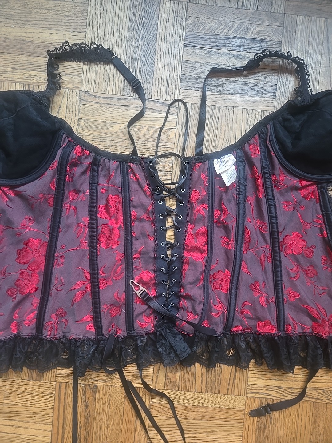 Vintage Intimate attitudes Red & Black Lace corset bustier lingerie size 38 &