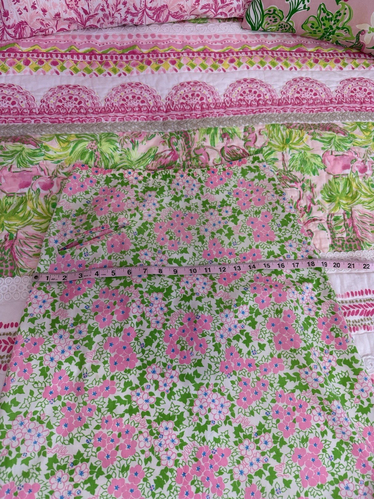 Vintage « The Lilly » Lilly Pulitzer White Skirt With Pink Flowers