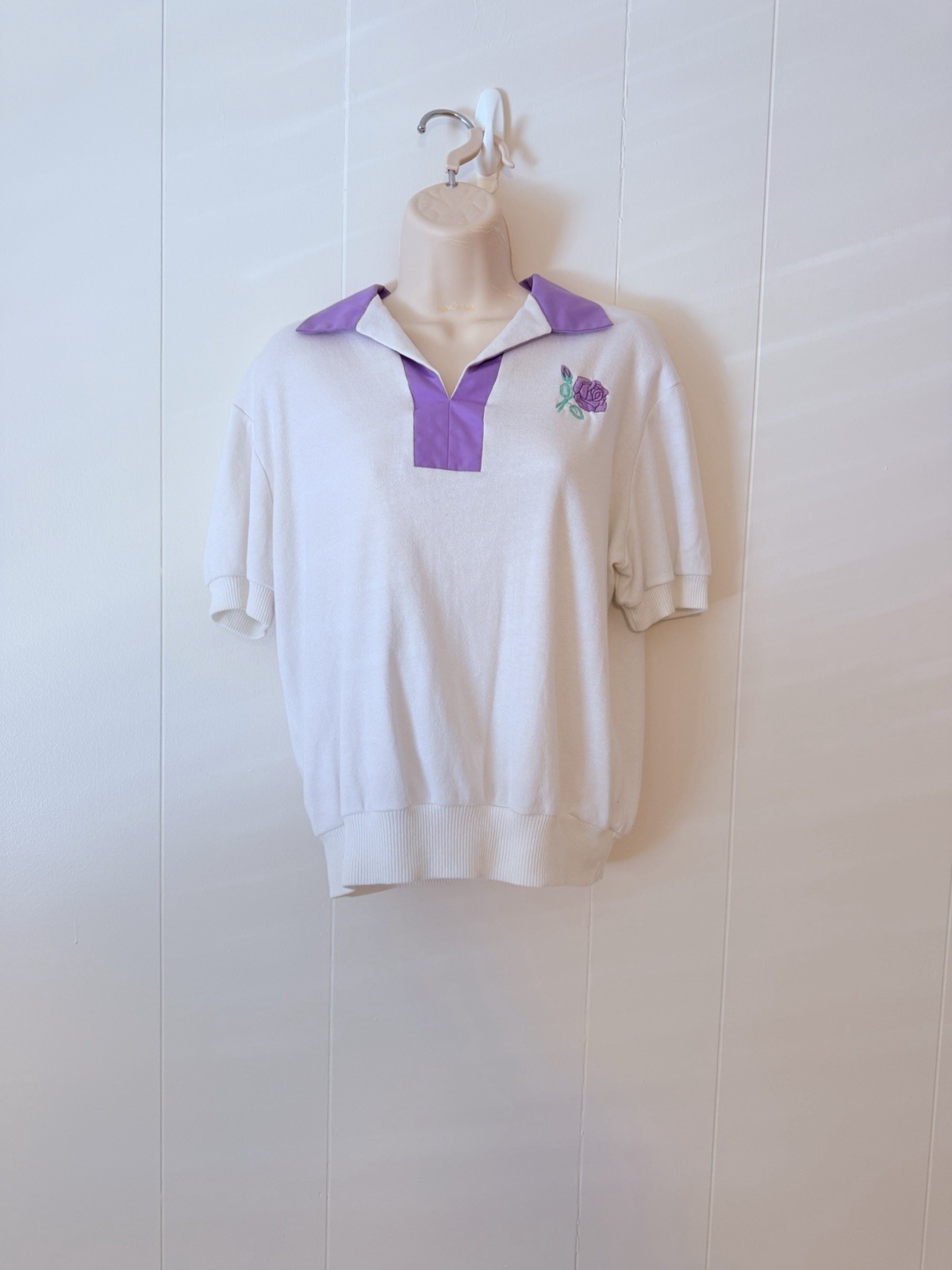 VTG 80s Active Attitudes Polo Sweatshirt Womens White Purple Rose Grannycore
