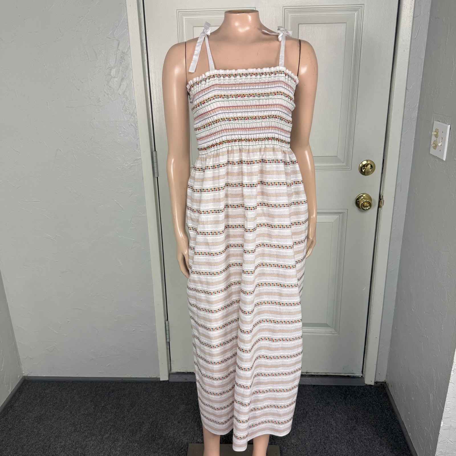 Vintage 70s Handmade Dress Modest Hippie Smocked Polyester Blend R30