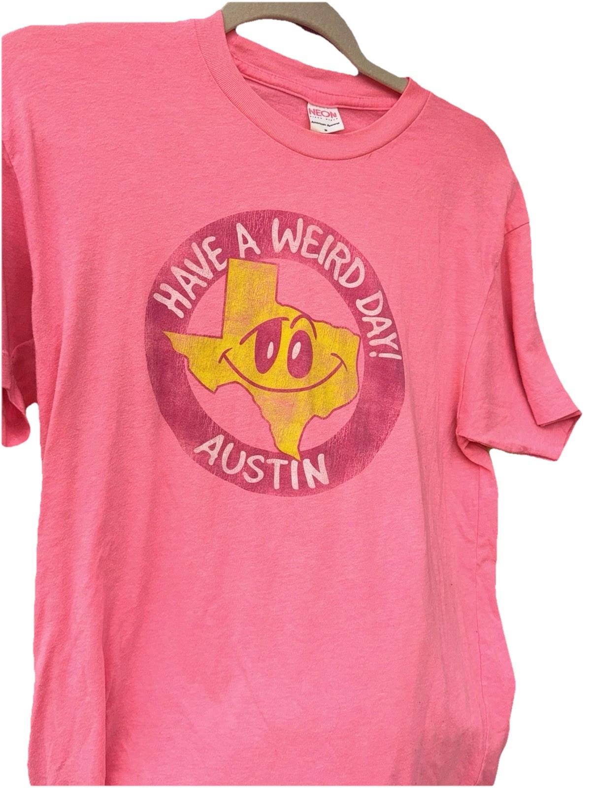 Vtg T Shirt Austin Have A Weird Day Texas Single Stitch Neon Hot Pink M Unisex