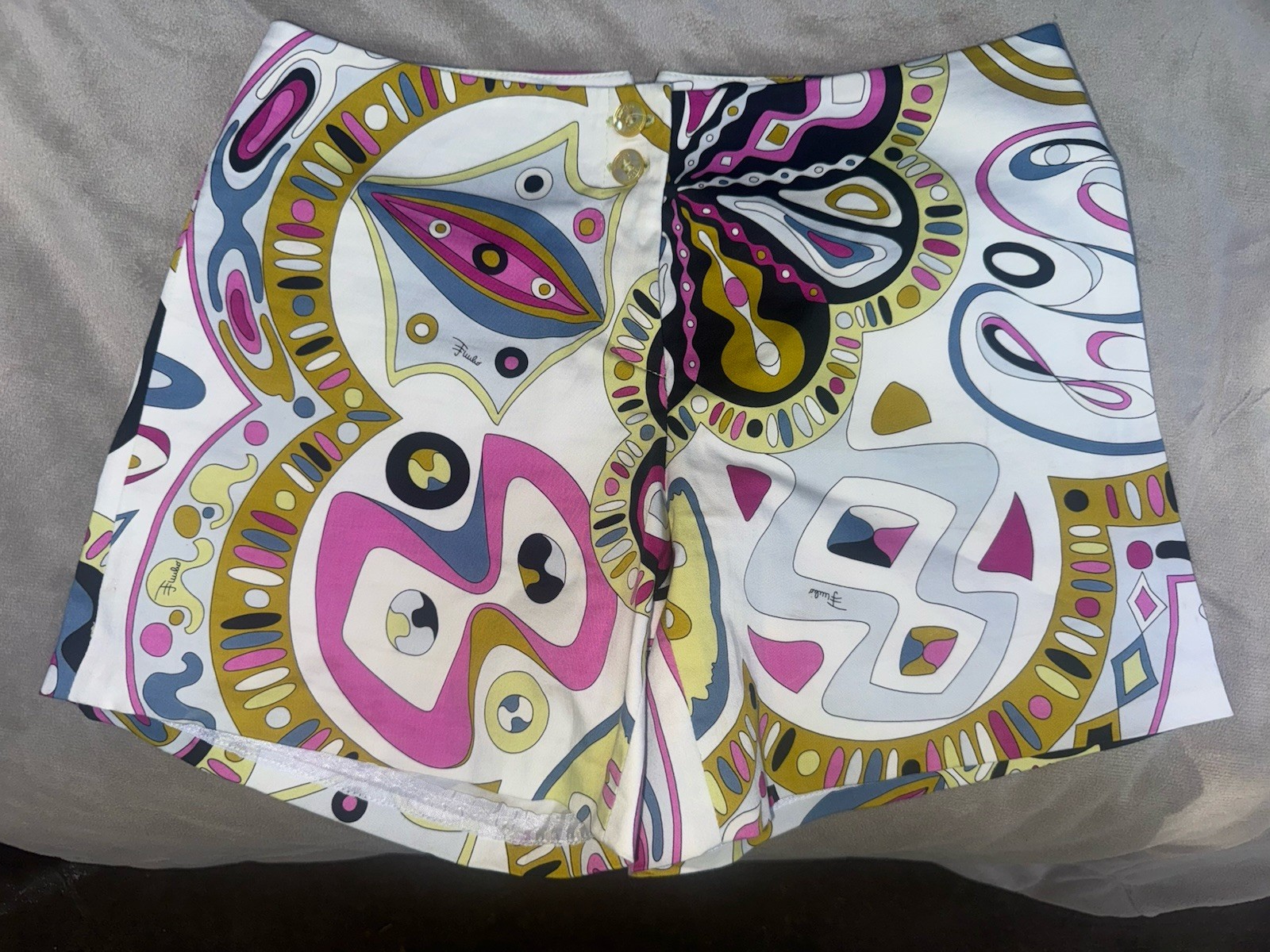 Vintage Emilio Pucci Multicolor Abstract Print Vibrant Shorts Never Worn Sz S