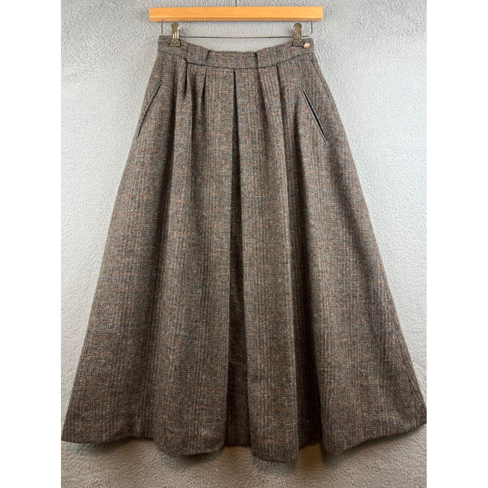Vintage Brown Herringbone Tweed Wool Maxi Skirt Pleated High Waist Pockets 10
