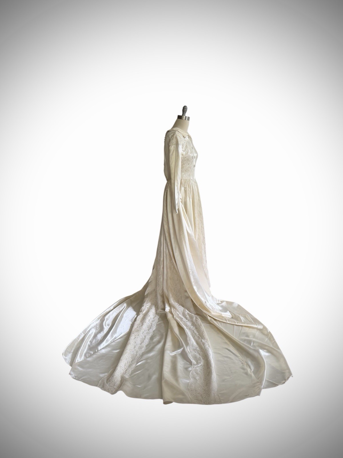 Vintage 1940s Wedding Dress, Liquid Satin,Ivory, Long Dramatic Train, Lace