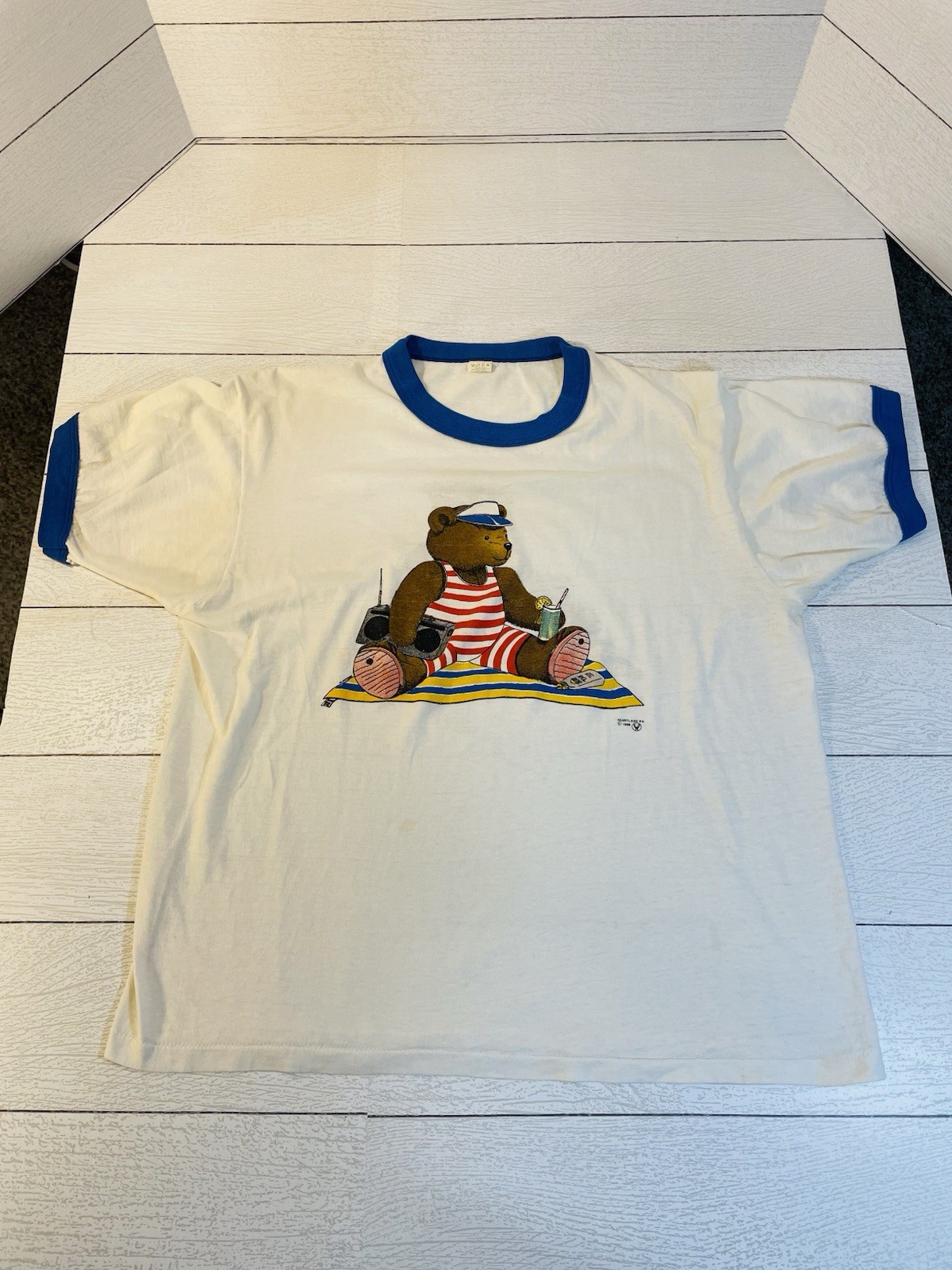 Vintage 80s Women’s XL Bear On Beach 2 Sided White Blue Ringer T-Shirt Made USA