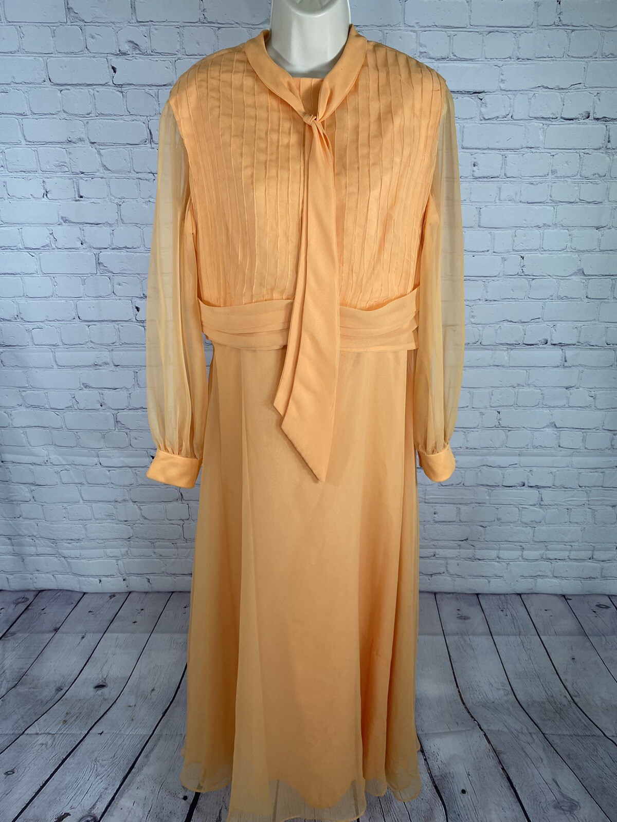 VTG Lee Jordan 70’s Orange Long High Neck Back Zip Lined Sheer Sleeve Dress M