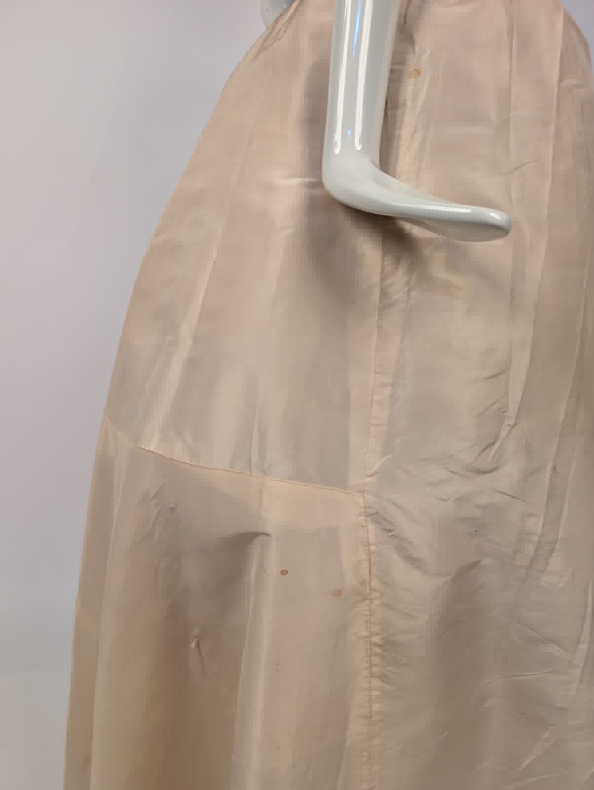 VICTORIAN 1890’S CRISP IVORY SILK TAFFETA SKIRT