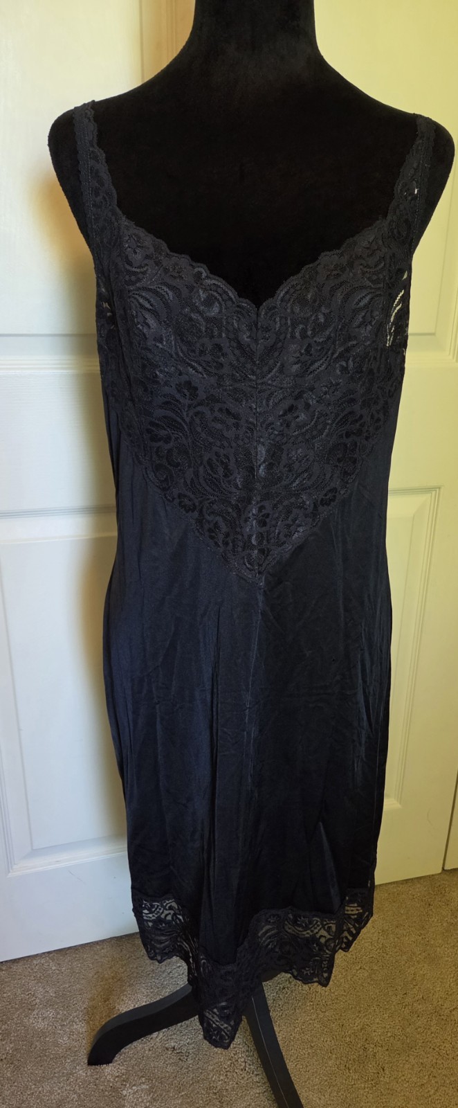 Vintage Vanity Fair Black Satin Lace Slip Dress Nightgown Size 36 / 24&Prime; 42