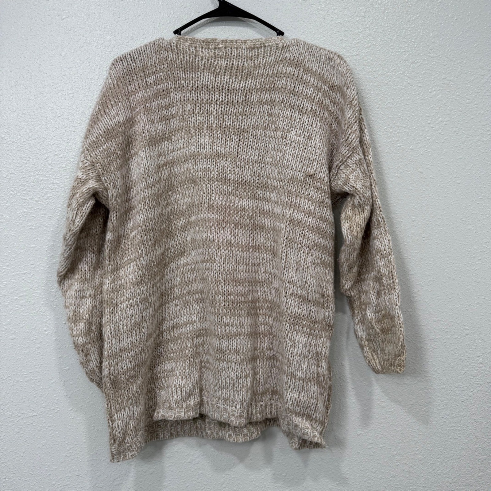 Shenanigans Vintage Hand Knitted Floral Sweater Beige Ramie Blend Cottagecore M