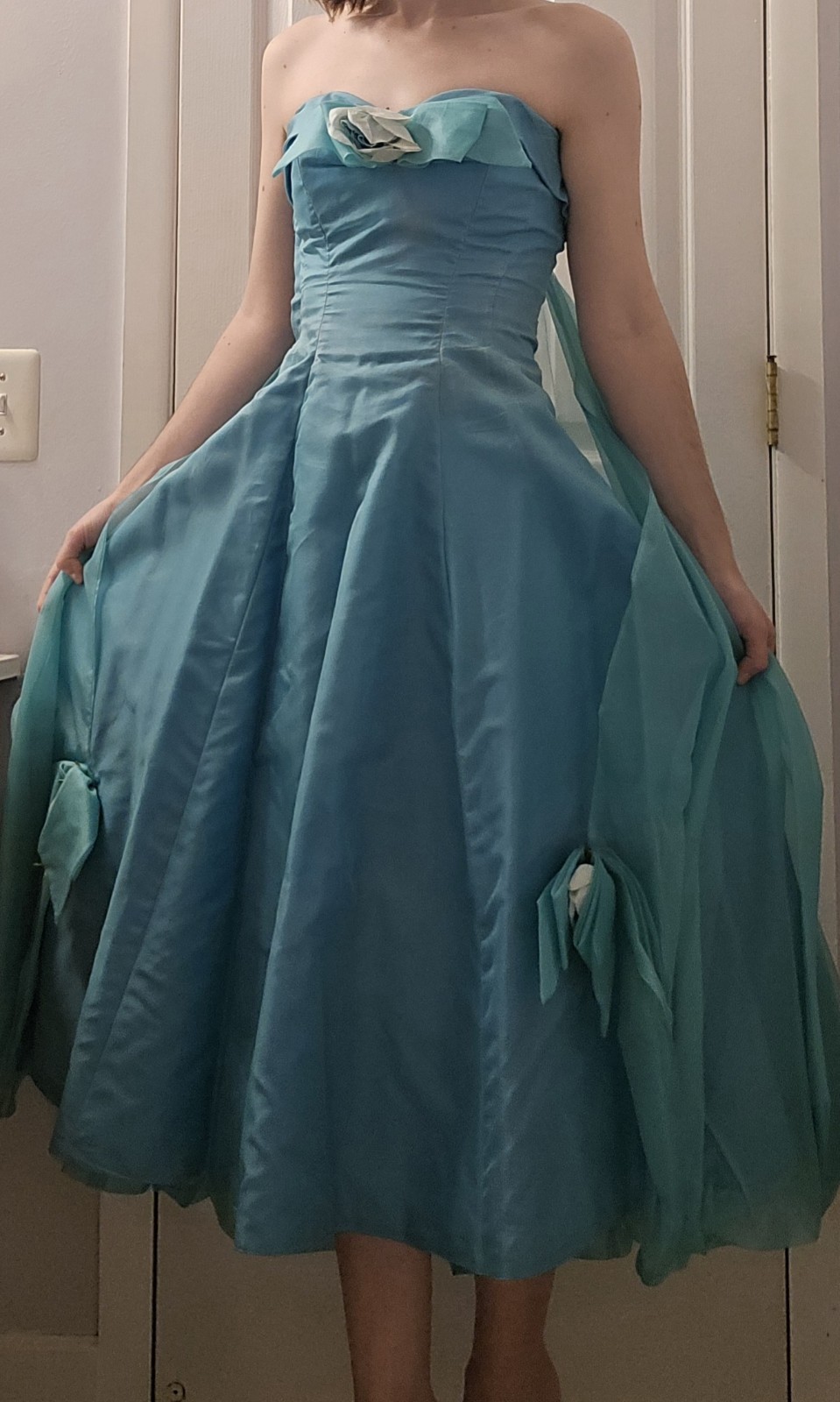 Vintage 1950s Strapless Teal Aqua Blue Green Prom Dress