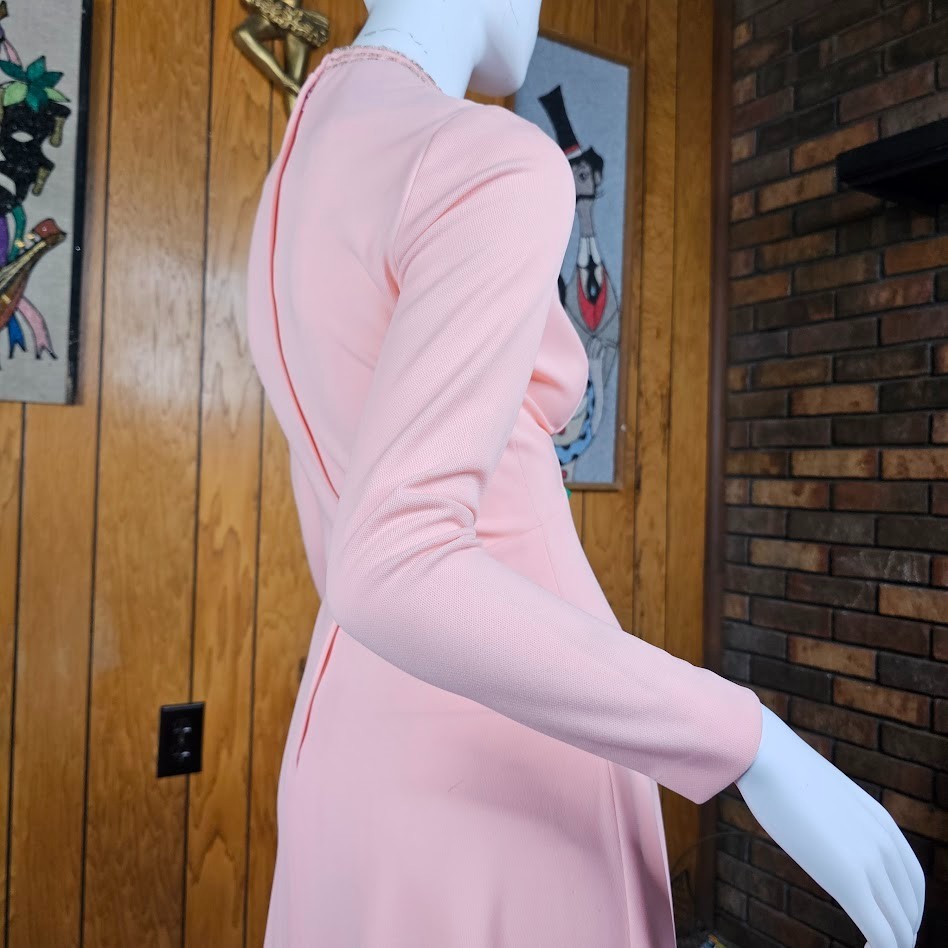 Vtg 70s Mod Bubblegum Pink Beaded Cut Out Neckline Alfred Werber Evening Dress M