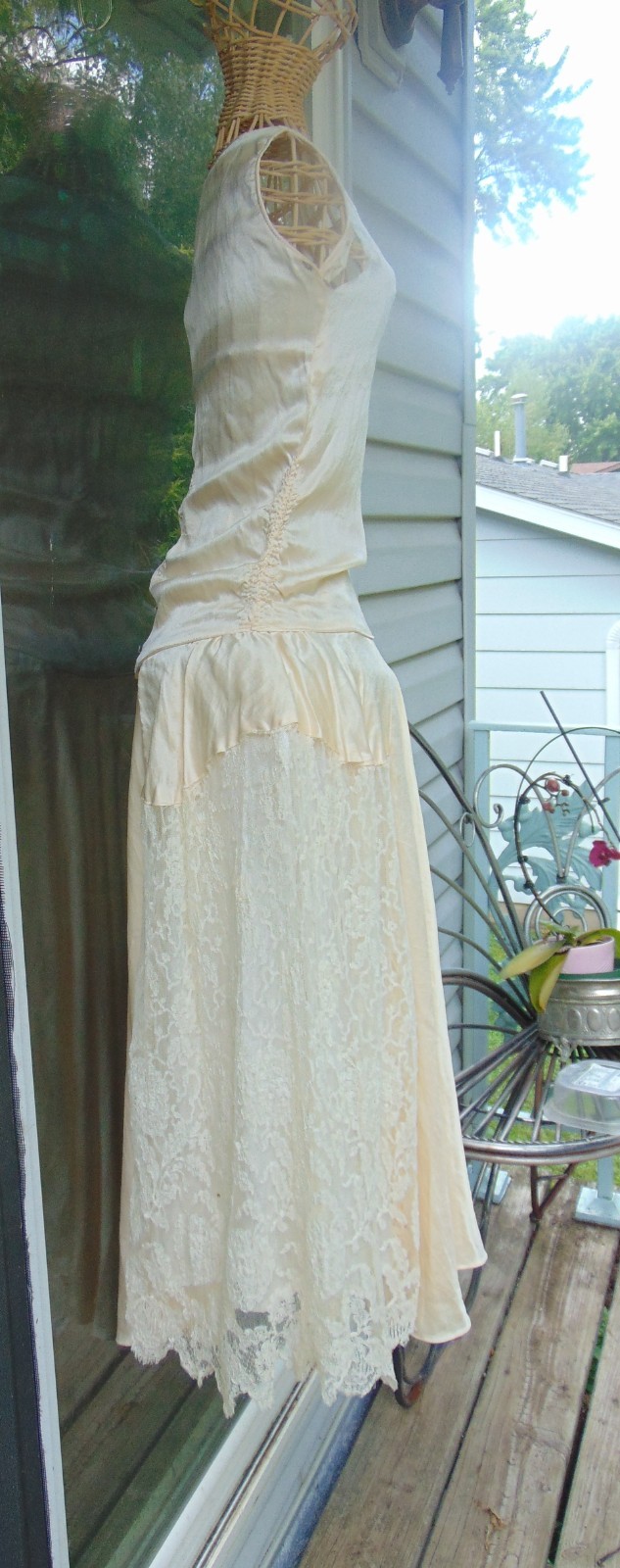 1920s Champagne Satin & Lace Robe de Style Wedding Dress AS IS