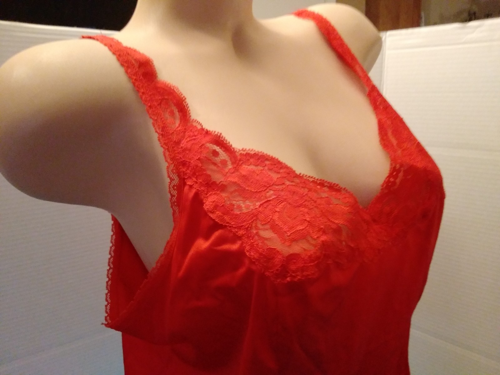 Olga Vintage Red Lace SZ 38 Cami Camisole Made USA