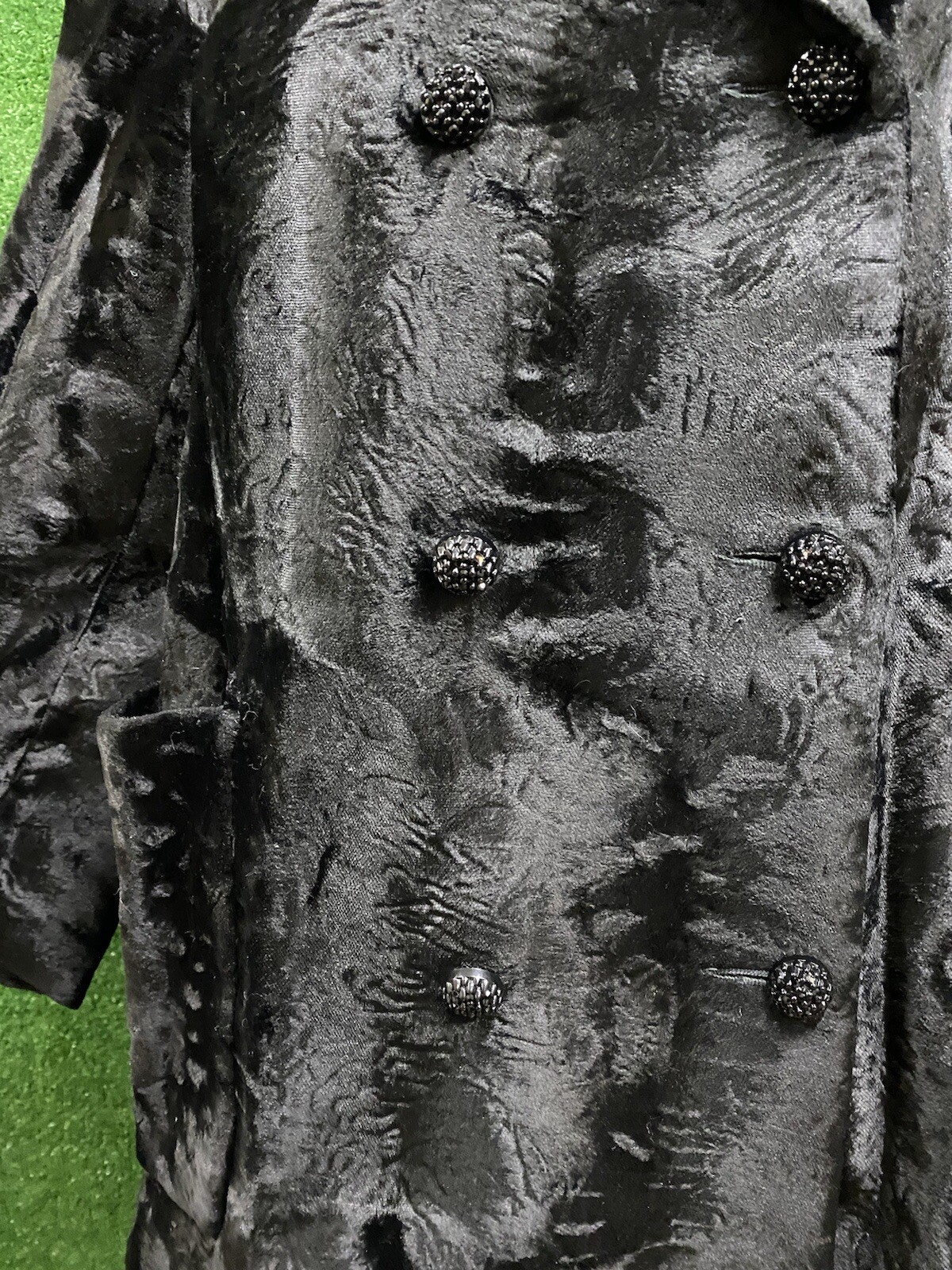 Neiman Marcus vintage black broadtale by Lou Nierenberg fits like a medium large
