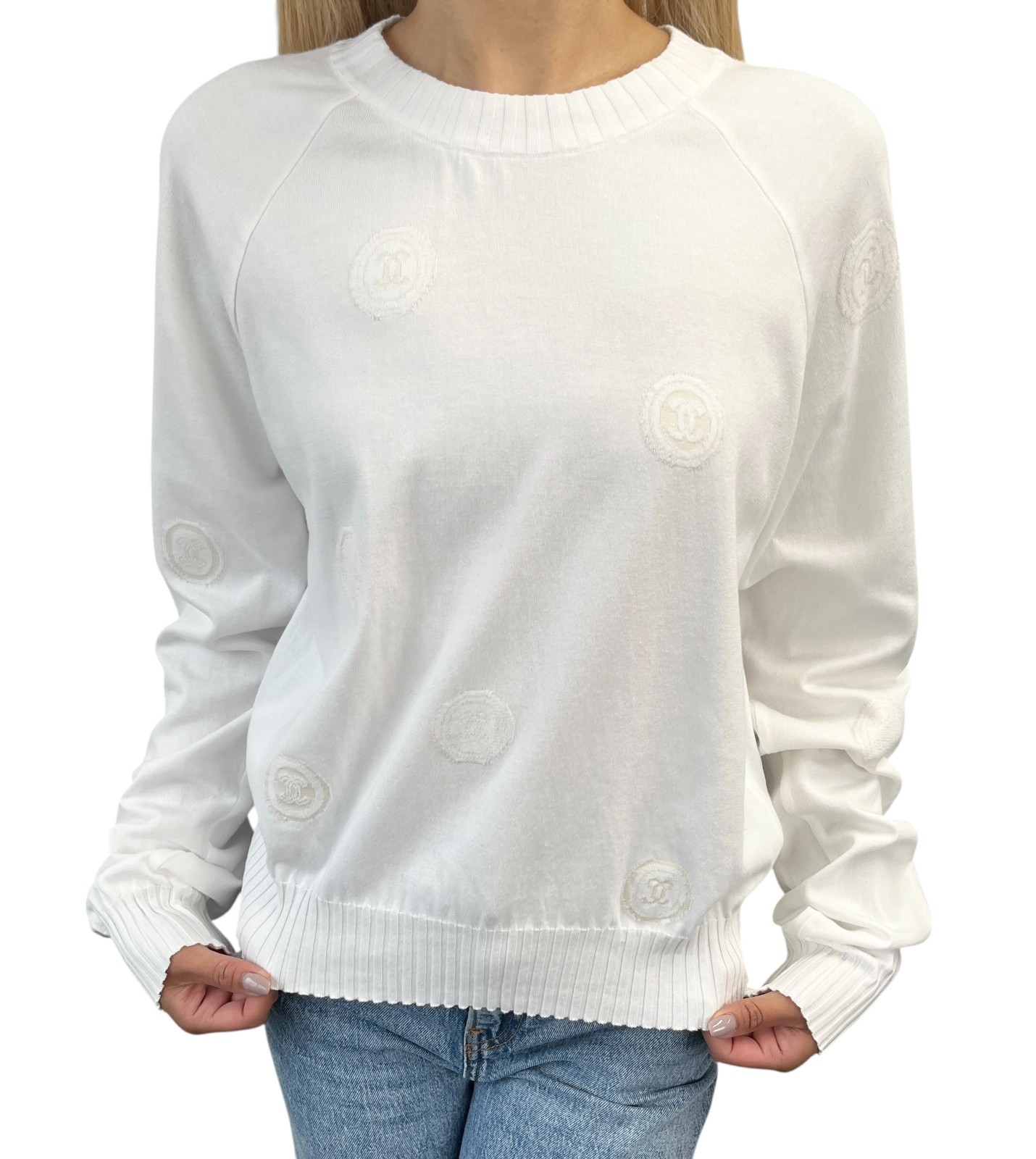 CHANEL Vintage 01P CC Logo Stamp Knit Sweater Top #46 White Pullover 902032