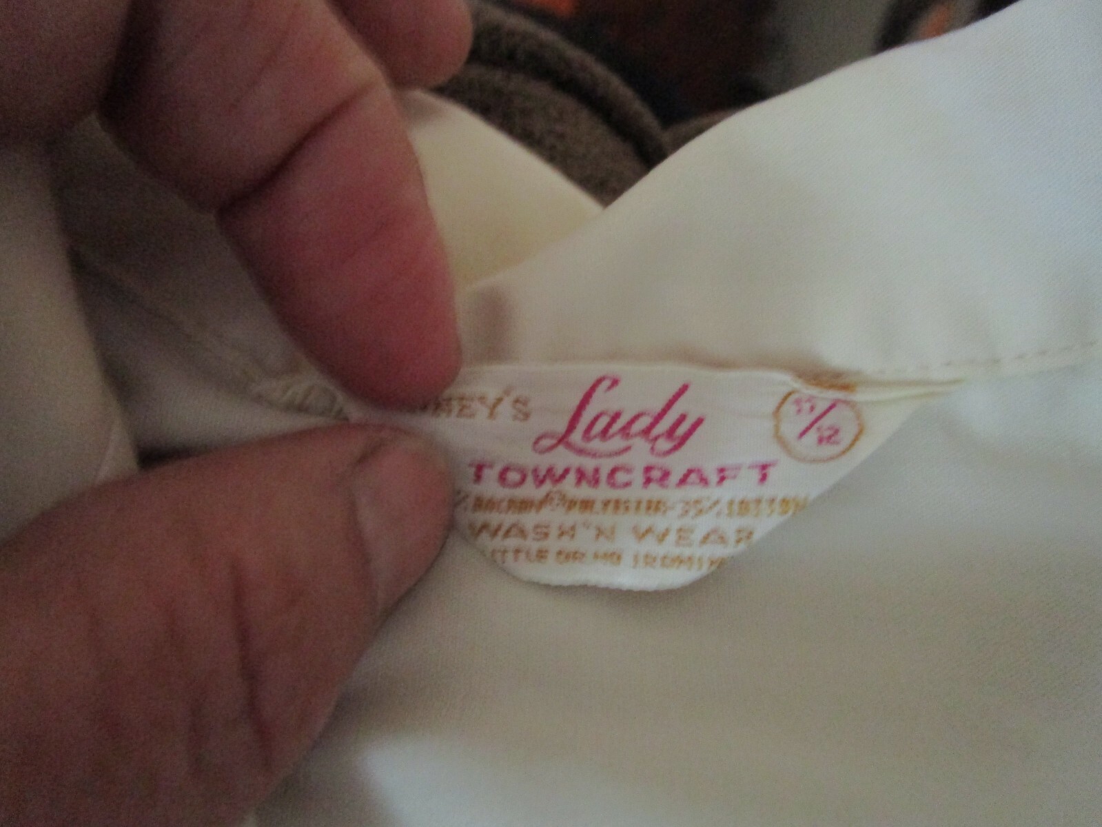 Vintage Lady Towncraft Button Down Blouse Cream Size 11/12 in great shape