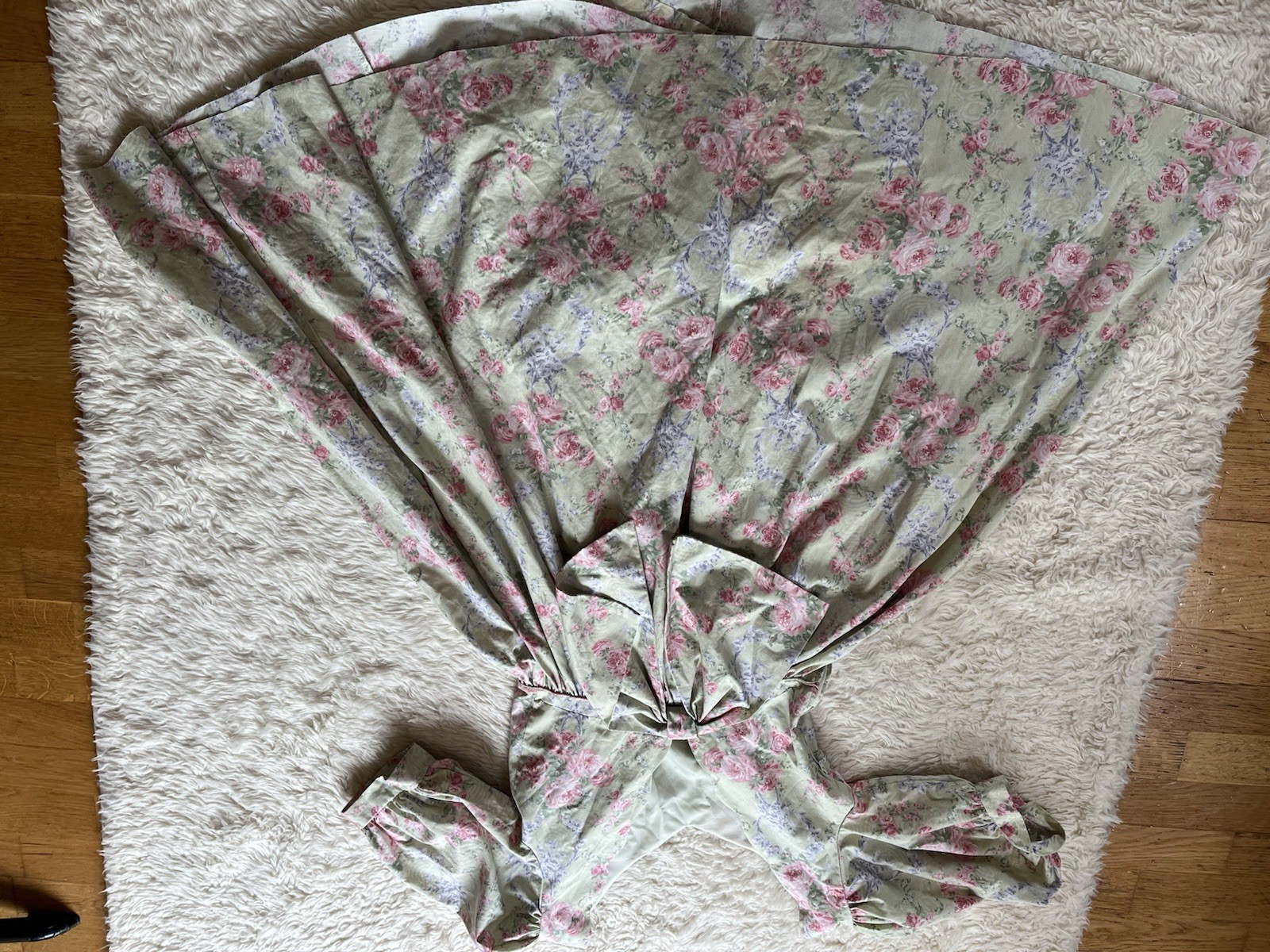 VTg Laura Ashley Dress Size 8 80s Puff Sleeve Floral Bow Green Prairie Cottage