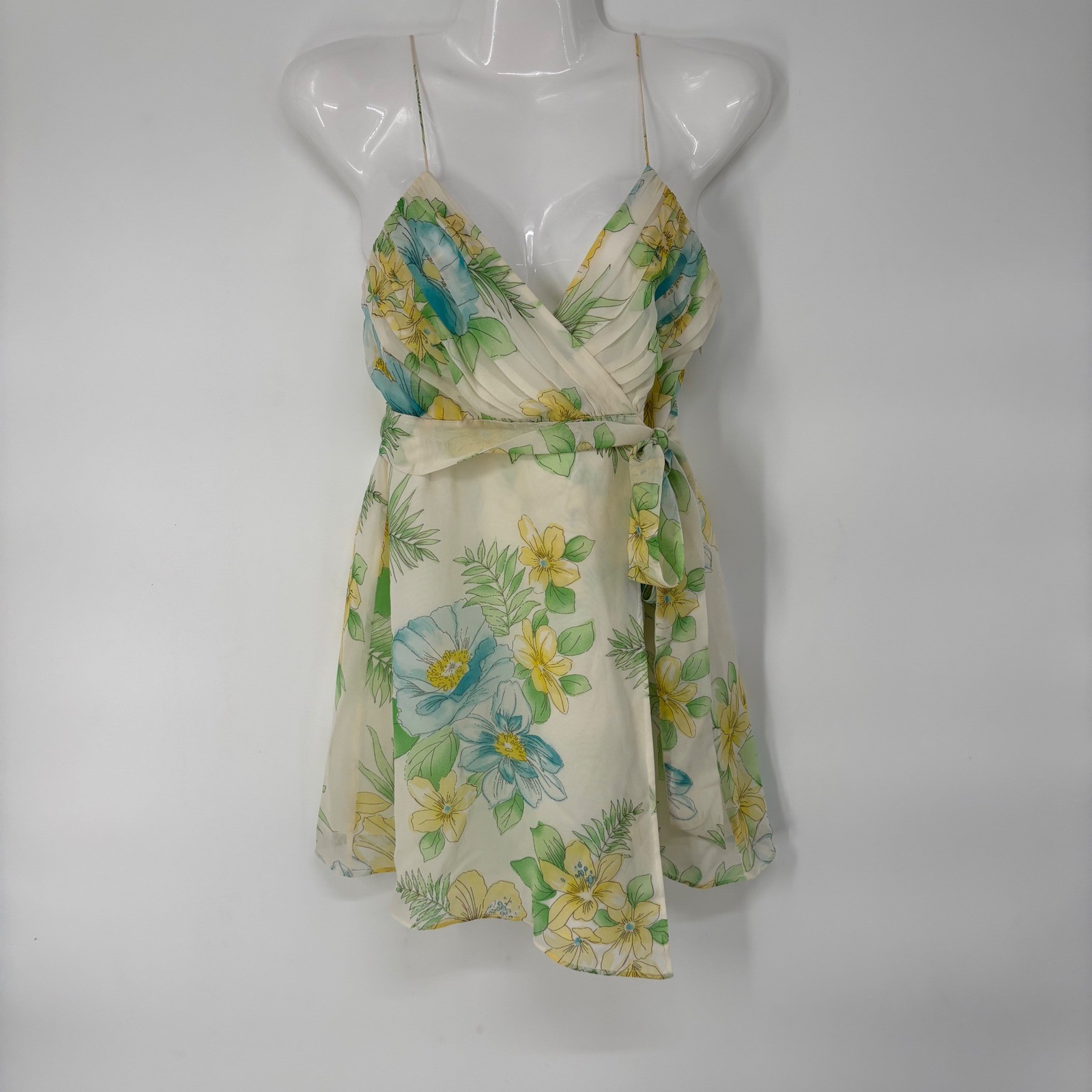 Y2K Banana Republic 100% Silk Floral Wrap Cami Top 0 Cream Fairy Chiffon Vintage