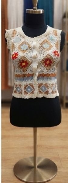 Vintage Handmade Crochet Granny Square Crop Top Womens S
