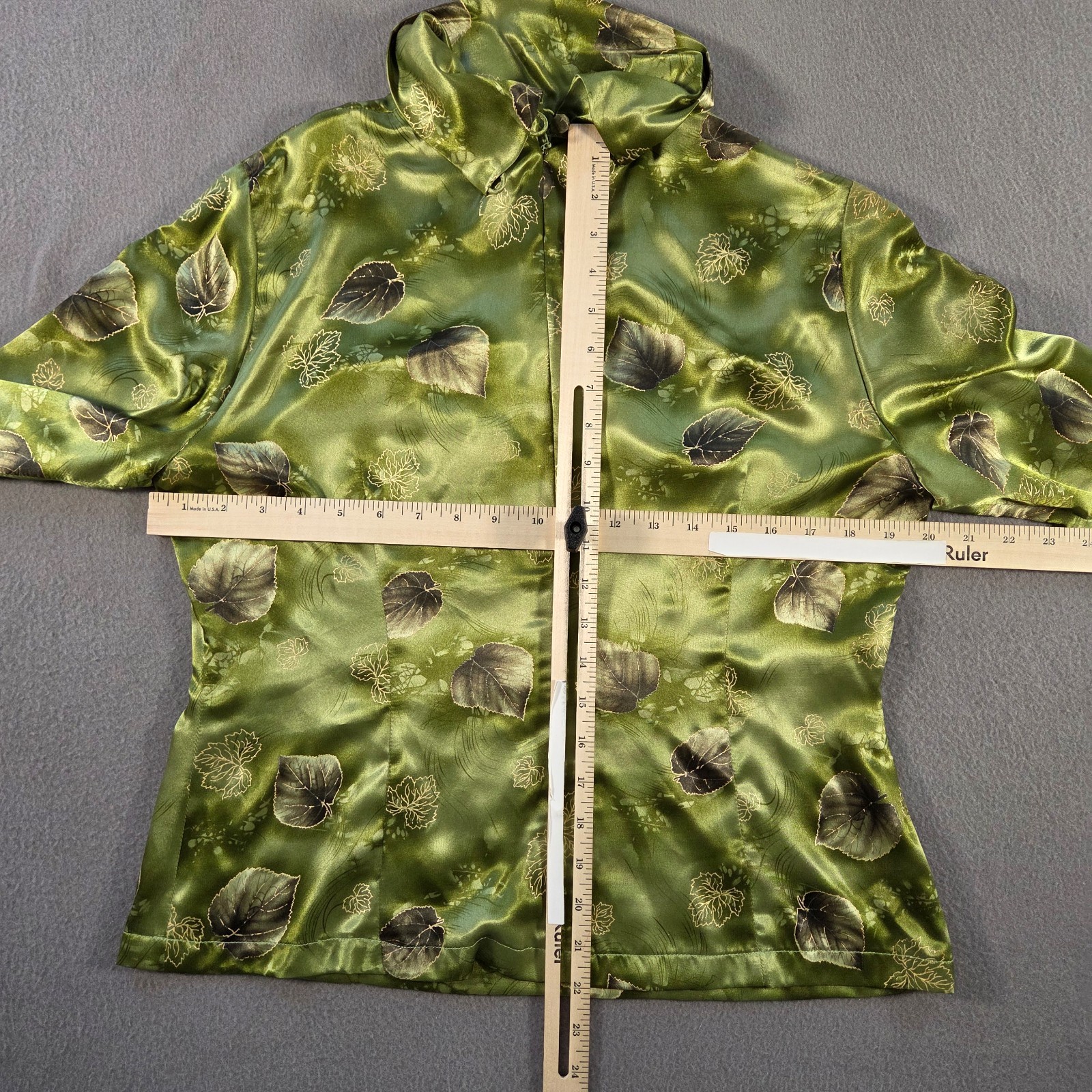 Vintage Satin Blouse Womens Medium Green Leaf Print High Neck Silky 80s