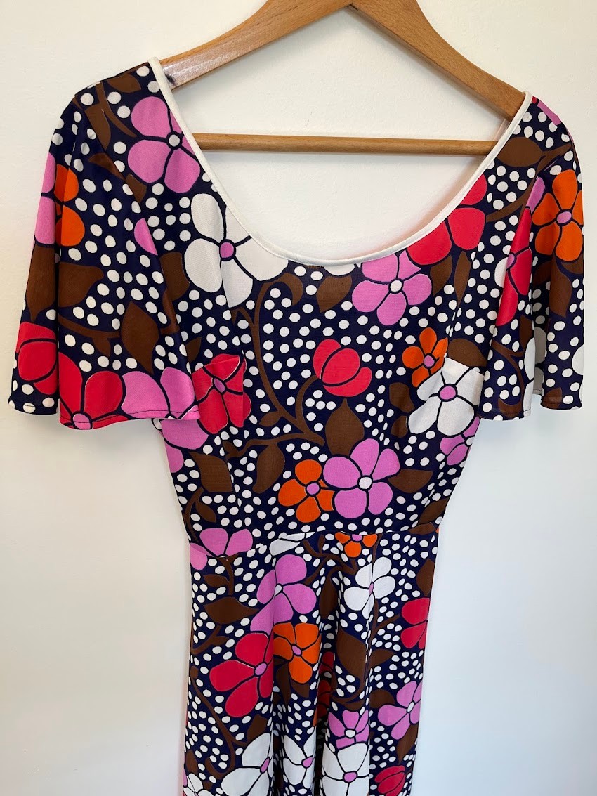 Vintage 1970s Groovy Floral Mini Dress Pop Art Mod Retro Warhol Print XS/S