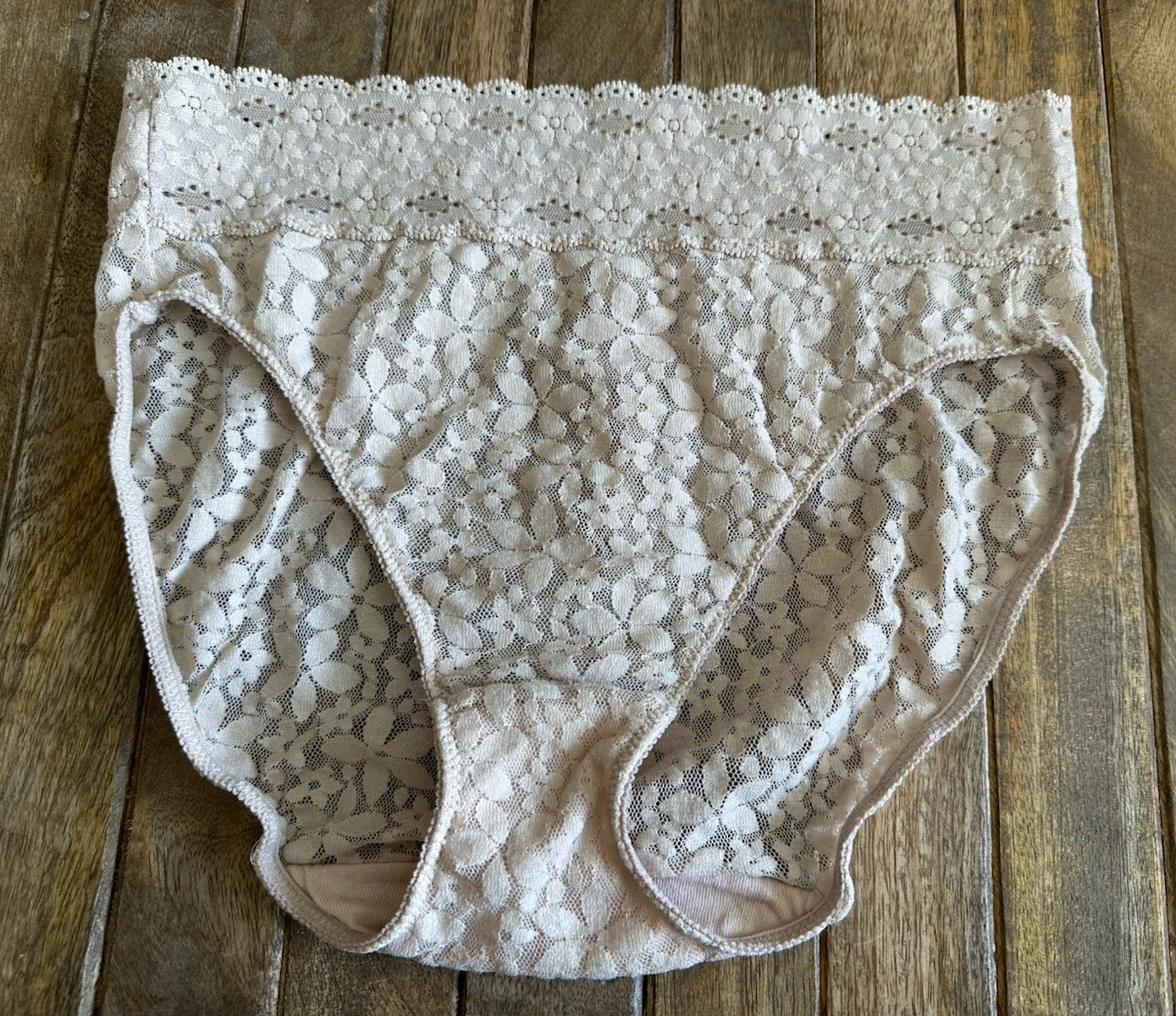 Vtg Wacoal 5/S Floral Lace French Cut Nude Panty Panties Brief