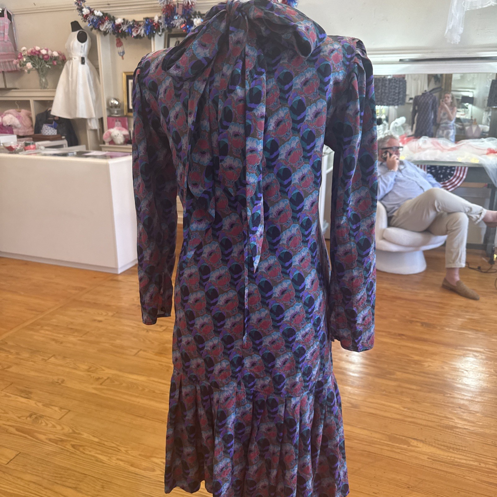 100% silk emanuel ungaro vtg drop waist dress sz 6 fabric made in italy