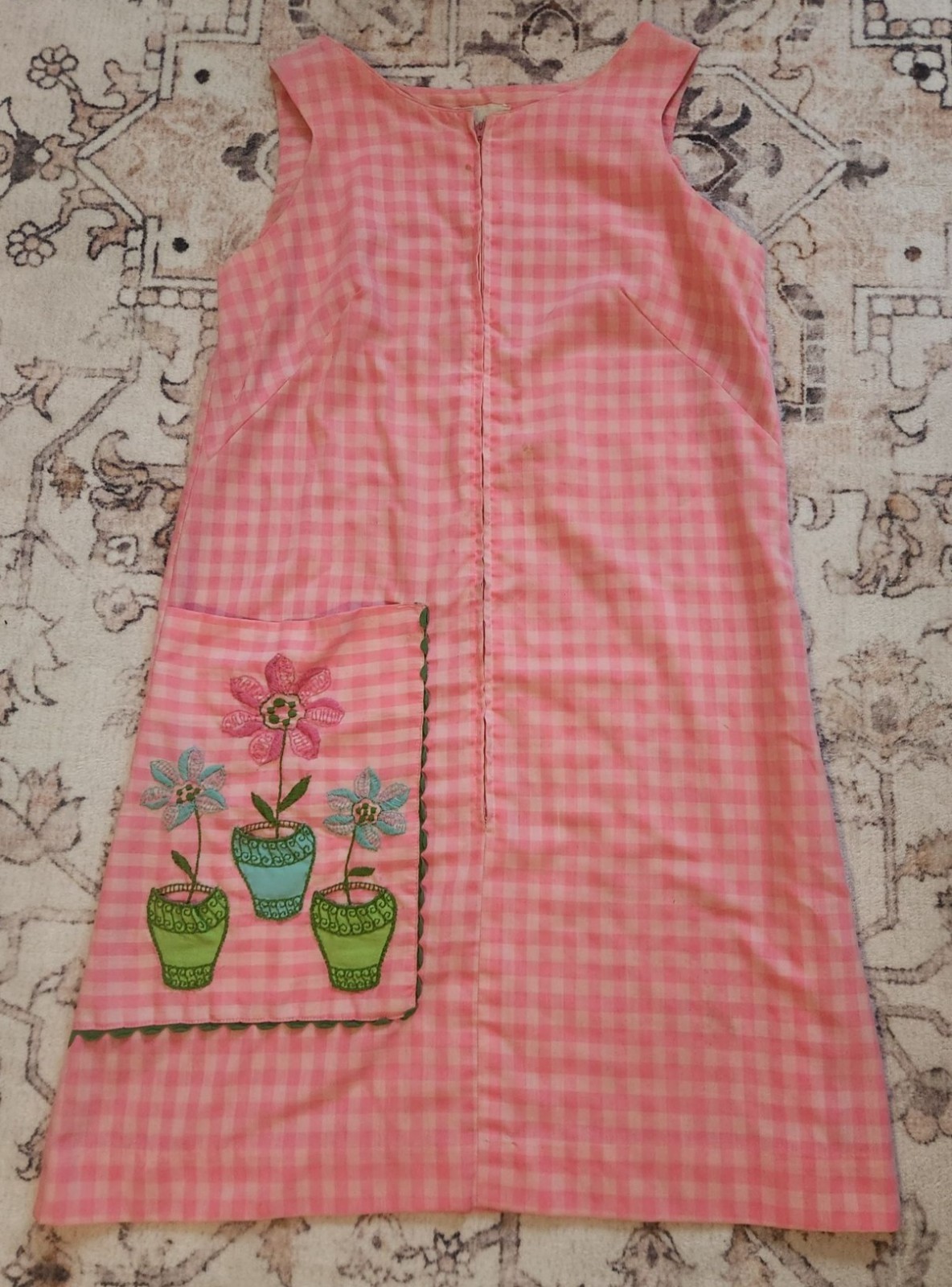Vtg. Lisa Smock Women&rsquo;s Sz. M Pink & White Gingham Full Zip Floral Apron