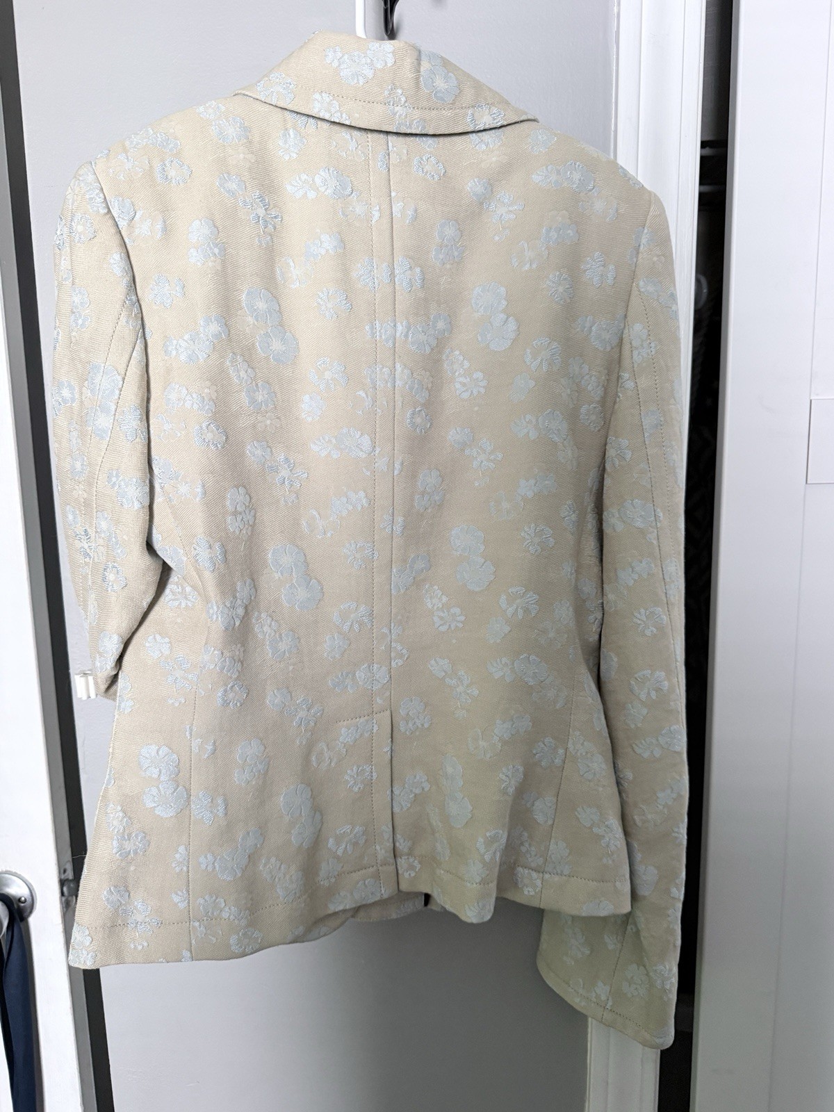 Banana Republic Women’s Blazer Size 2 Beige/White Floral Jacquard Lined 3-Button