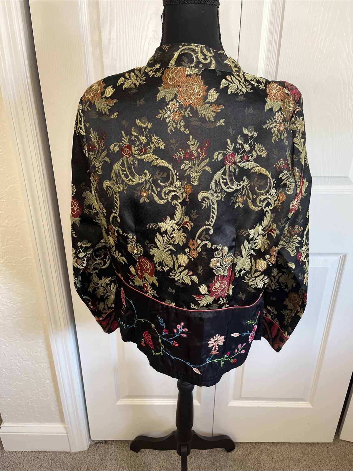 Vintage April Cornell Embroidered Tapestry Brocade Patchwork Jacket Size Small