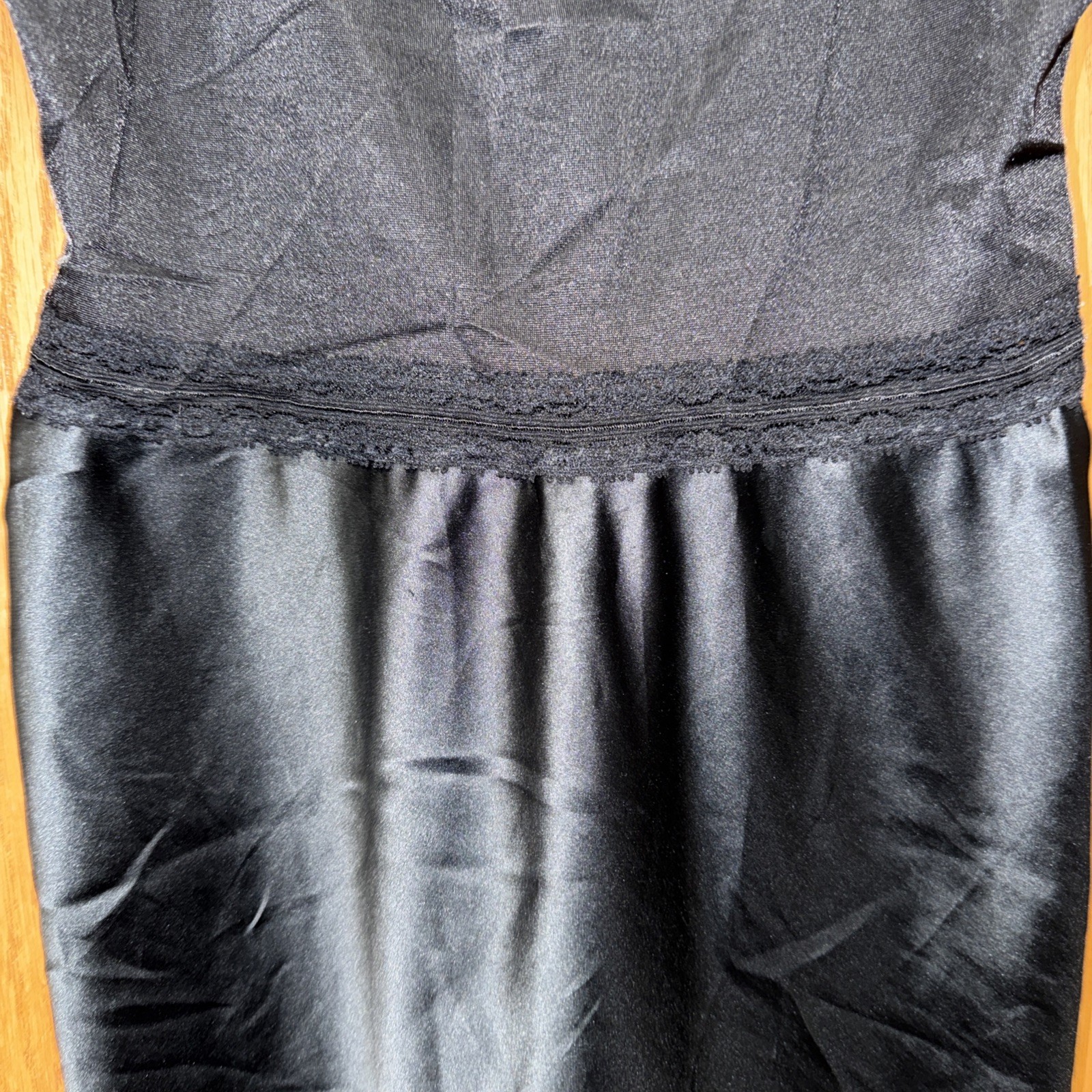 Vintage 1980s Maidenform « Something Special » Black Full Slip Size 32 USA Union