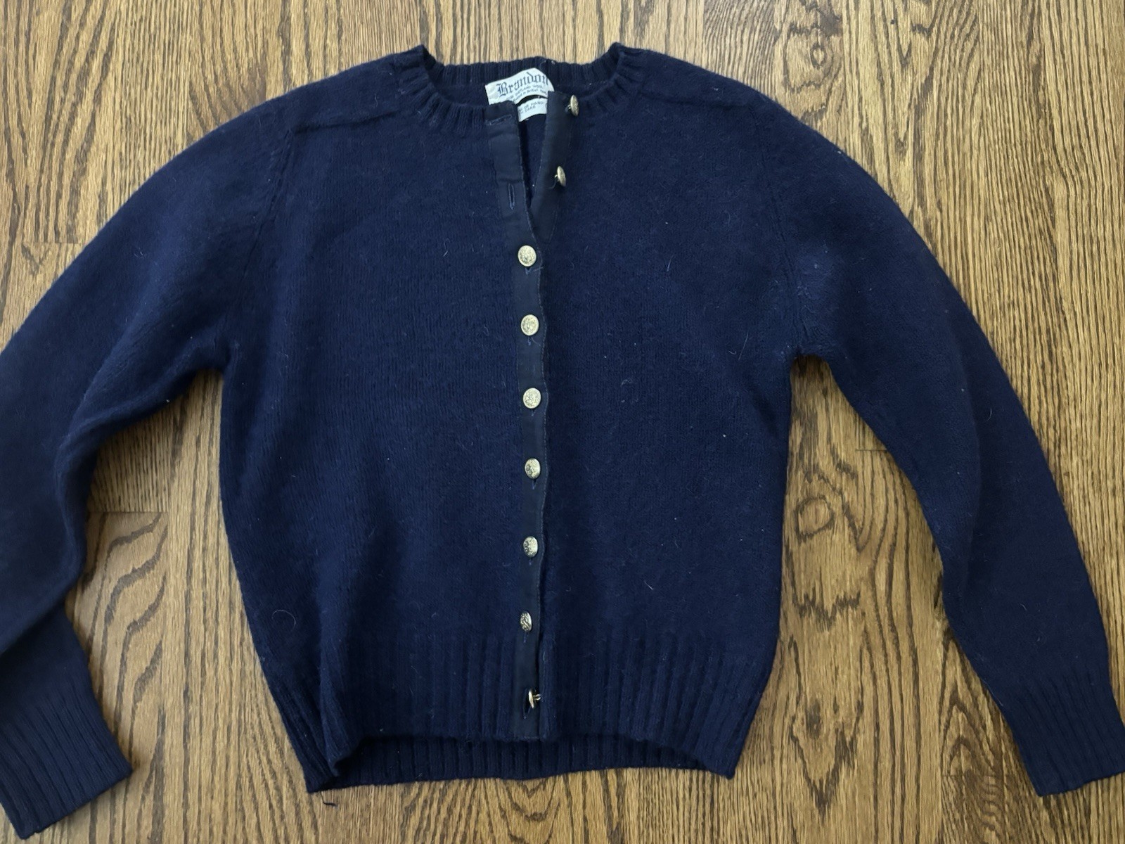 Classic Vintage Shetland Wool Navy Blue Preppy Cardigan Sweater M S