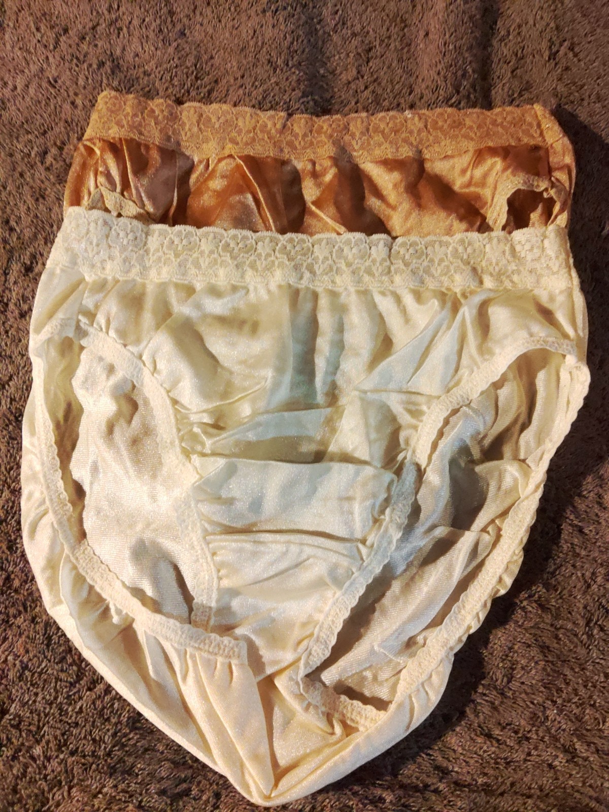 2 Pair Hicut Sz 5 vintage fruit of the loom 100% nylon panties w/tag, Wide Lace