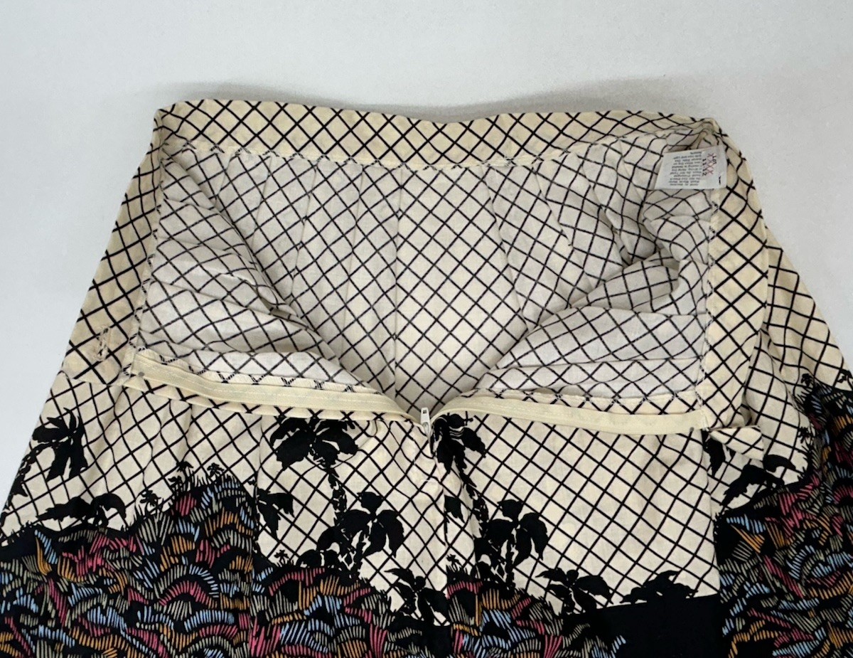 Vintage 80-90s Button Zipper Pleaded Midi Skirt Resting Tigers Print