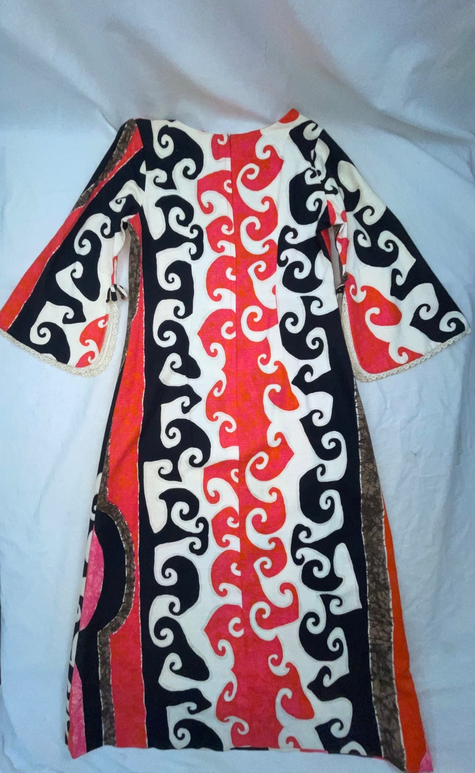 VTG 70S WOMEN CRAZY ABSTRACT PRINT BARKCLOTH HAWAIIAN CAFTAN DISCO HIPPY DRESS