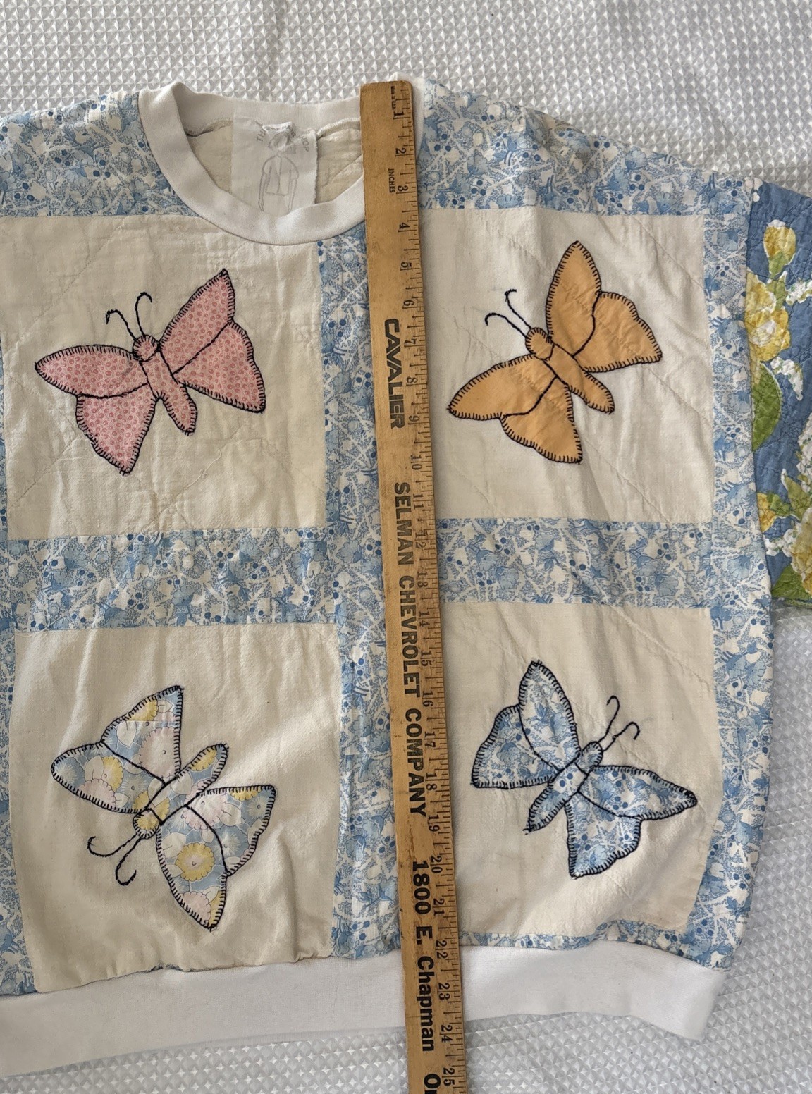 VTG Hand Quilted Patchwork Fabric Butterfly Floral Pullover Sweater Pastels M/L