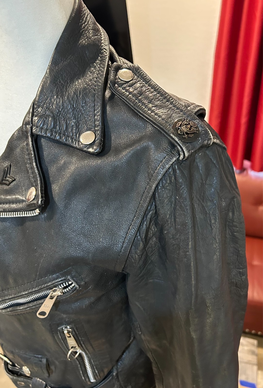 Vintage Leather Motorcycle Jacket Black Men&rsquo;s Small W/Zipper Pockets And Snaps