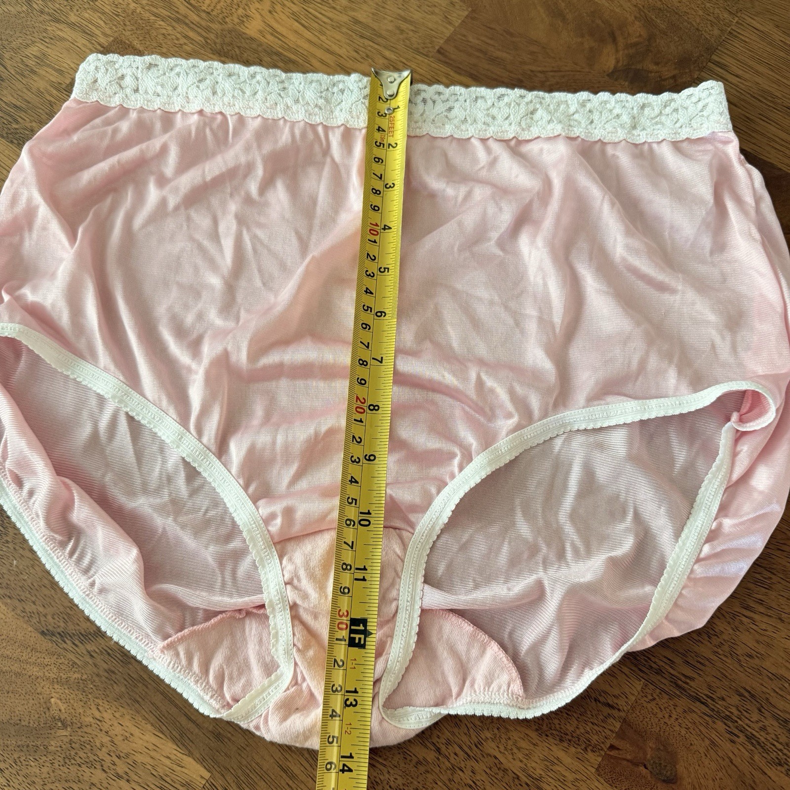 Vintage Fruit of the Loom Panties M/L 6/7 Pink Nylon Lace Mushroom Gusset Brief