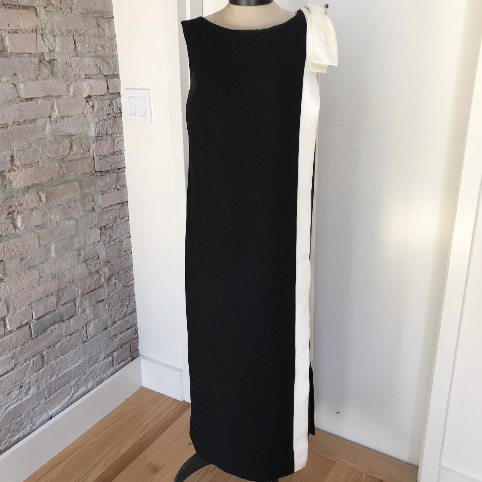 Vintage 60&rsquo;s Column Dress Black Cream Sleeveless Bow Detail Scoop Neck 6