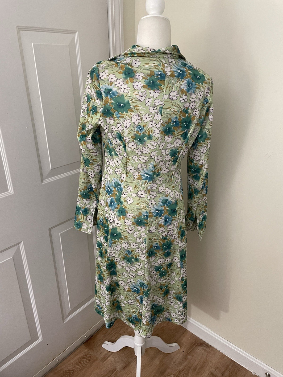 Vintage 1970’s Shirt Dress Bust/40 Waist/34