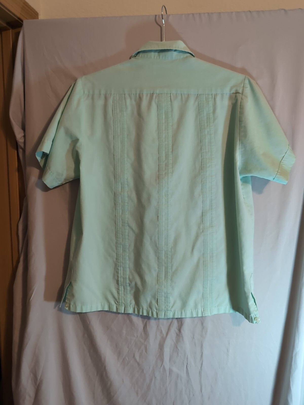 Vintage Women&rsquo;s M Haband Embroidered S/S Button Up Light Green Shirt