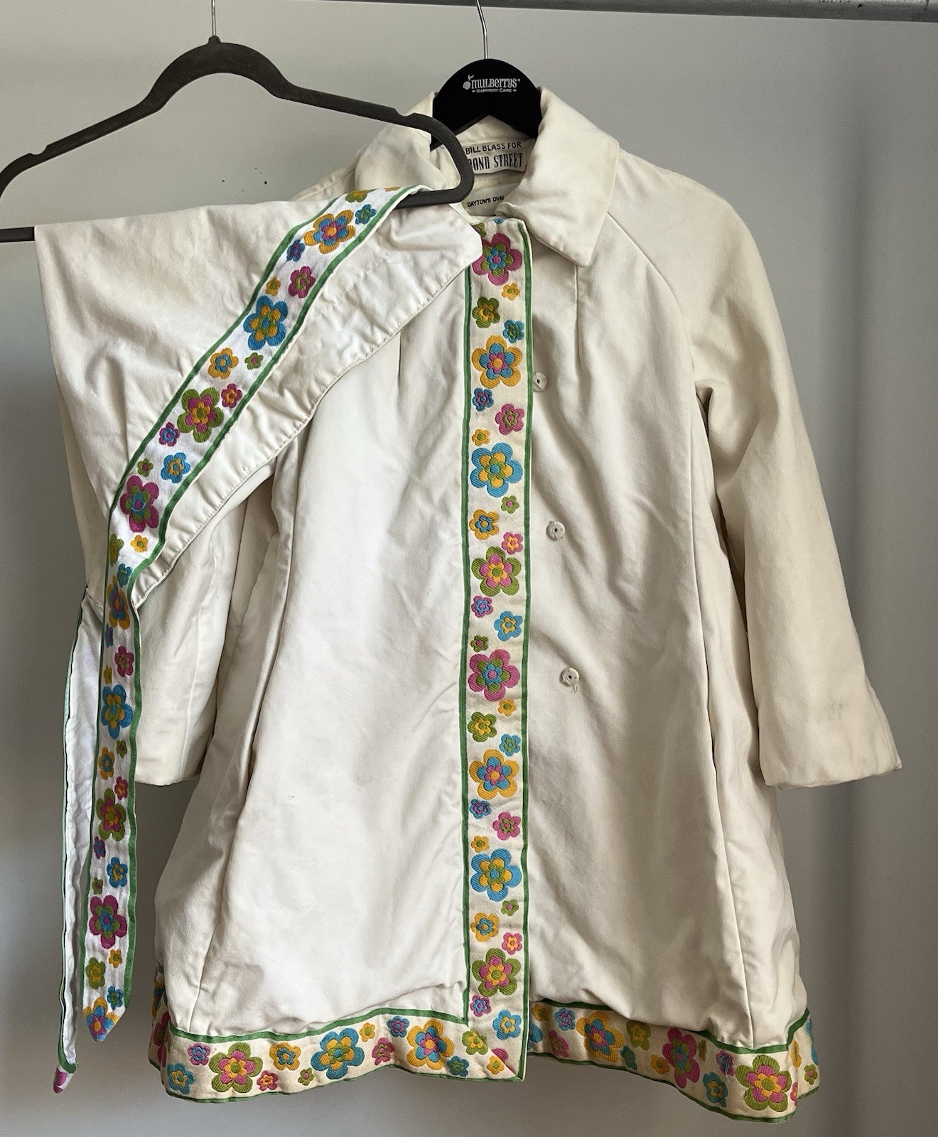 Vintage Bill Blass Bond Street White Canvas Trench and Hat Dayton&rsquo;s Oval Room