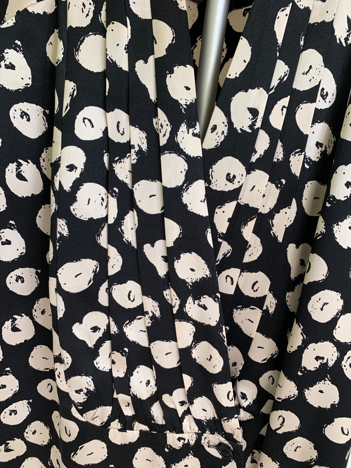 Vtg Constance Saunders 100% silk blouse black cream abstract circles sz 4 M