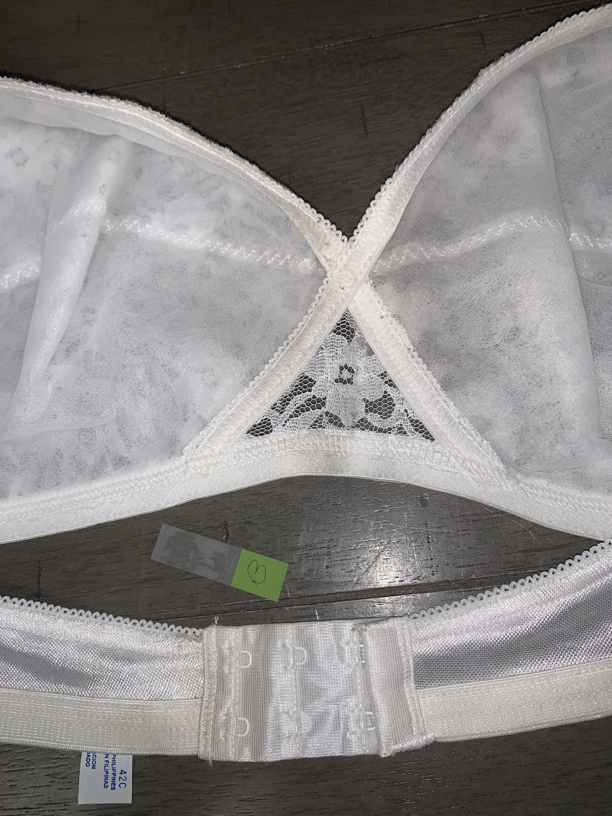 A8 NOS 1722 WALMART SIMPLY BASIC 42C CLASSIC WHITE MODEST PROMO BRA GRANNY LACE