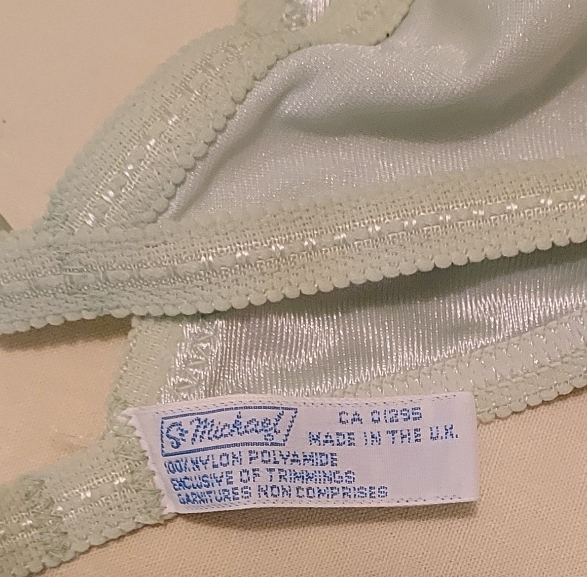 Vintage St. Michael Lace Bras White & Green 36B (2 Pair)