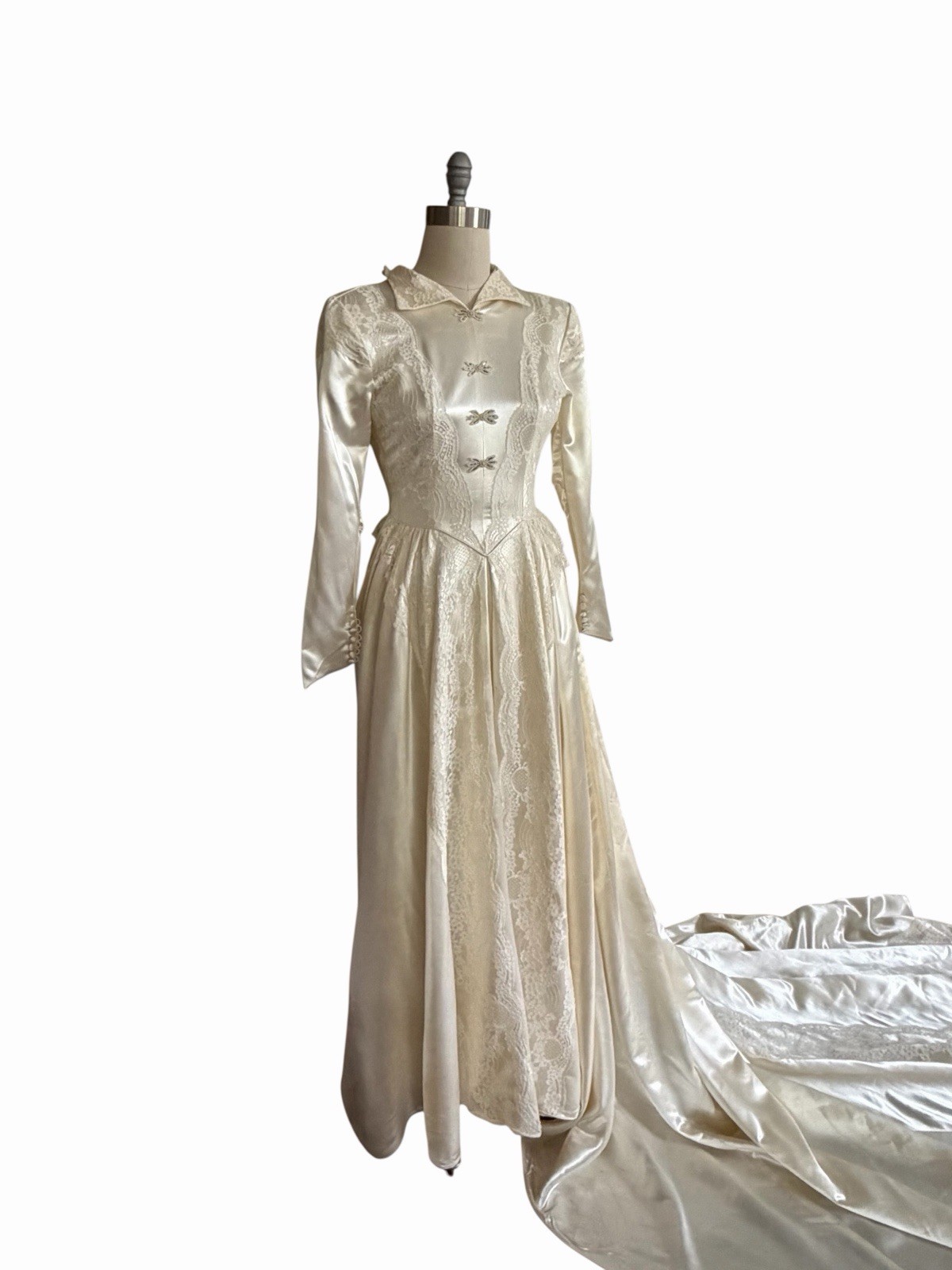 Vintage 1940s Wedding Dress, Liquid Satin,Ivory, Long Dramatic Train, Lace