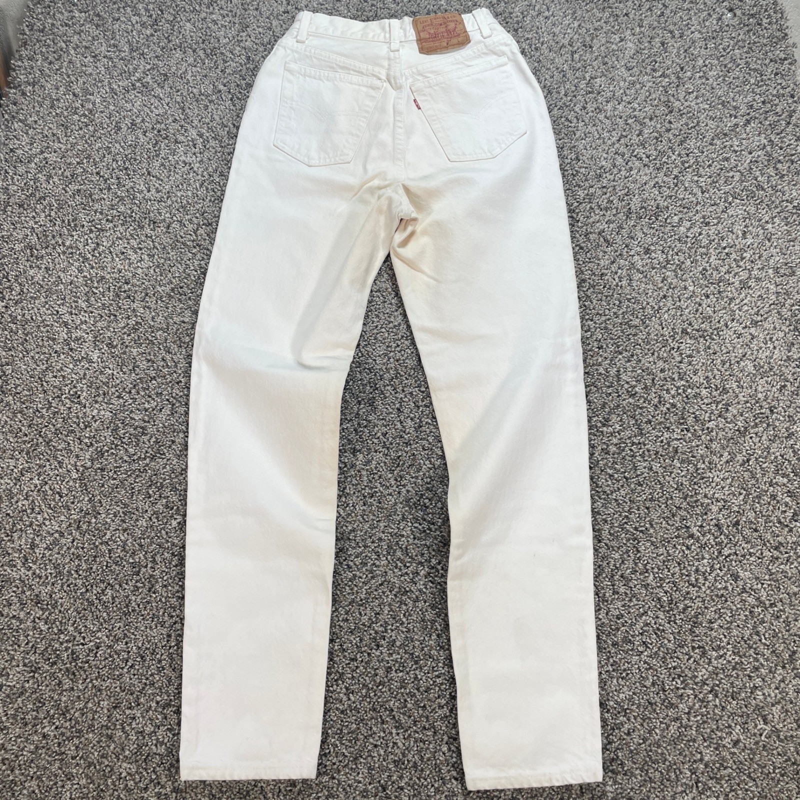 Vintage Levis 501 Women&rsquo;s 24×32 Jeans USA Made White High Waisted Tapered Leg