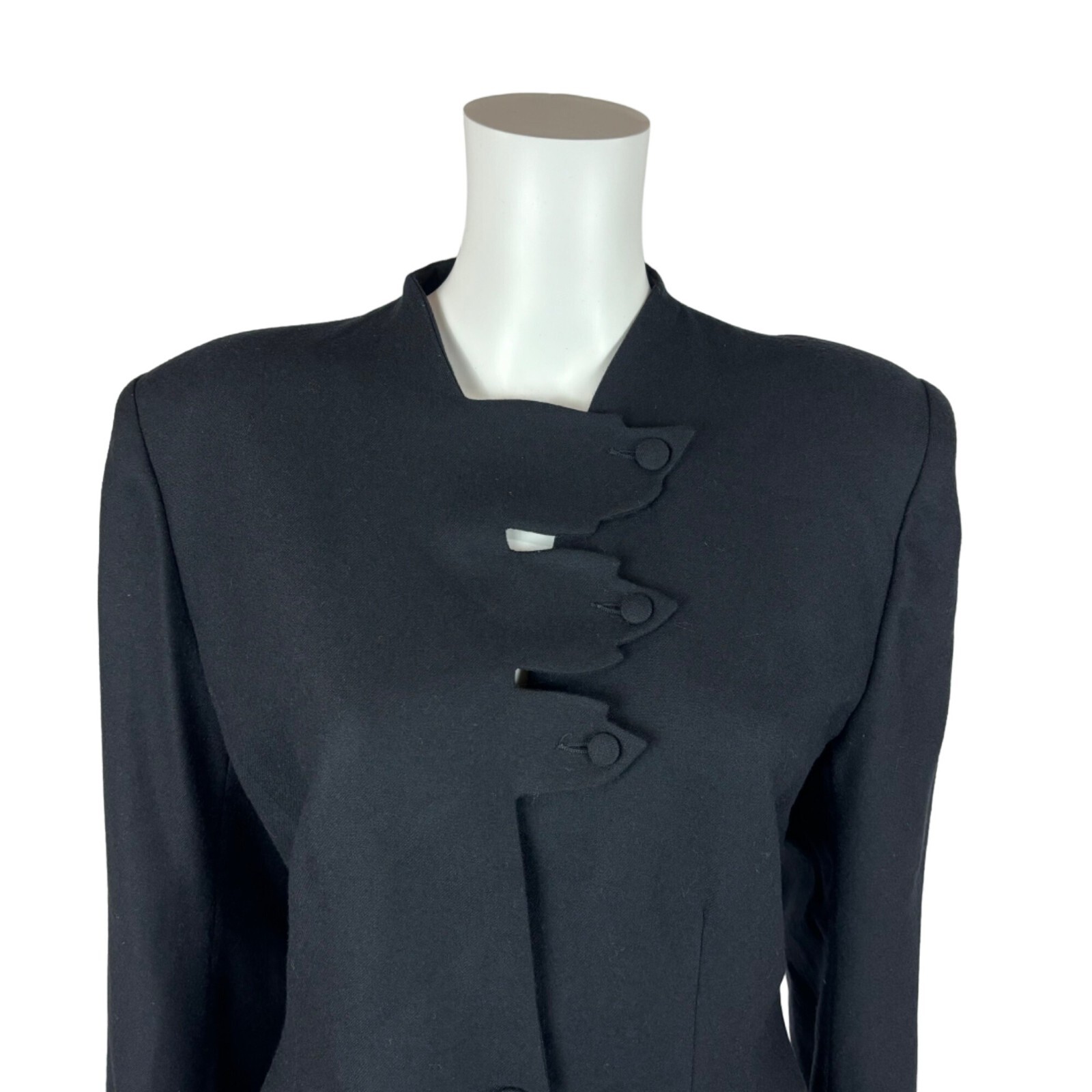 Vintage 80s Blazer Women&rsquo;s Large Black Wool Suit Jacket Leaf Closures Emmanuelle